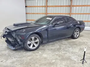 Dodge Challenger 3.6L 6 2011