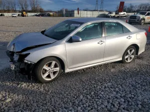 Toyota Camry L 2.5L 4 2013