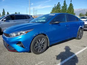 Kia Cerato / Forte / K3 GT LINE 2 L 4 2023