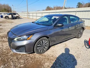 Nissan Altima SV 2.5L 4 2024