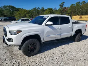 Toyota Tacoma DOUBLE CAB 2.7L 4 2017