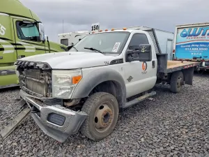 Ford F550 SUPER DUTY 6.7L 8 2011