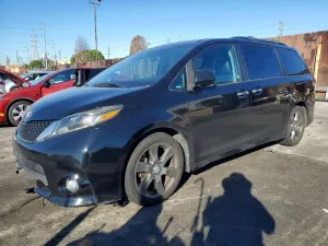 Toyota Sienna SE 3.5L 6 2017