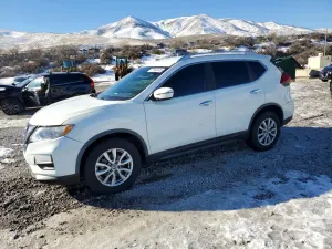 Nissan Rogue S 2.5L 4 2020