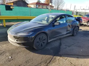 Tesla Model 3 2025