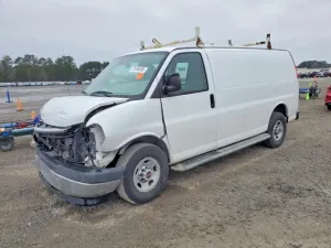 GMC Savana 4.8L 8 2017