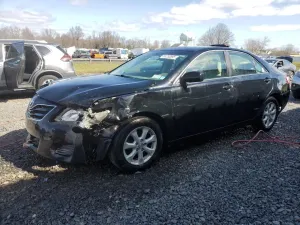 Toyota Camry BASE 2.5L 4 2011