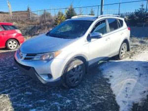 Toyota Rav4 LE 2.5L 4 2015