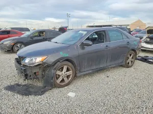Toyota Camry L 2.5L 4 2013