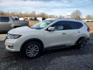 Nissan Rogue S 2.5L 4 2018