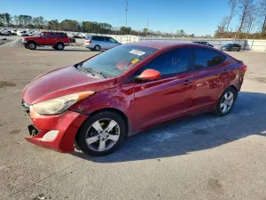 Hyundai Elantra GLS 1.8L 4 2013