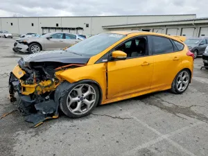 Ford Focus ST 2.0L 4 2013