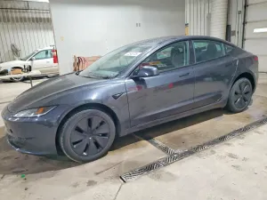 Tesla Model 3 2024