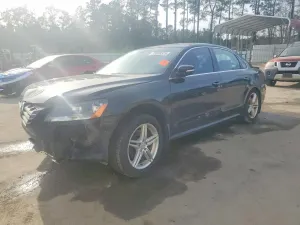 Volkswagen Passat SE 2.5L 5 2013