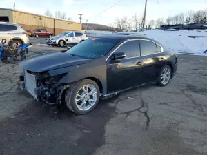 Nissan Maxima S 3.5L 6 2014