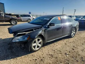 Volkswagen Passat S 1.8L 4 2015