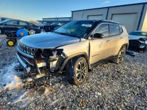 Jeep Compass LIMITED 2.4L 4 2022