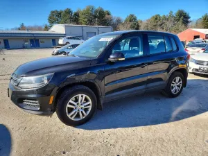 Volkswagen Tiguan S 2.0L 4 2014