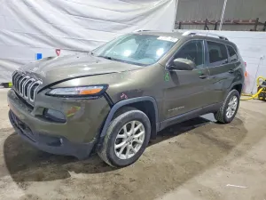 Jeep Cherokee LATITUDE 2.4L 4 2015