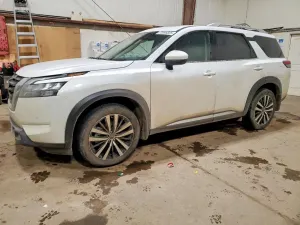 Nissan Pathfinder PLATINUM 3.5L 6 2025