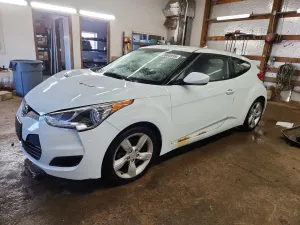 Hyundai Veloster 1.6L 4 2013