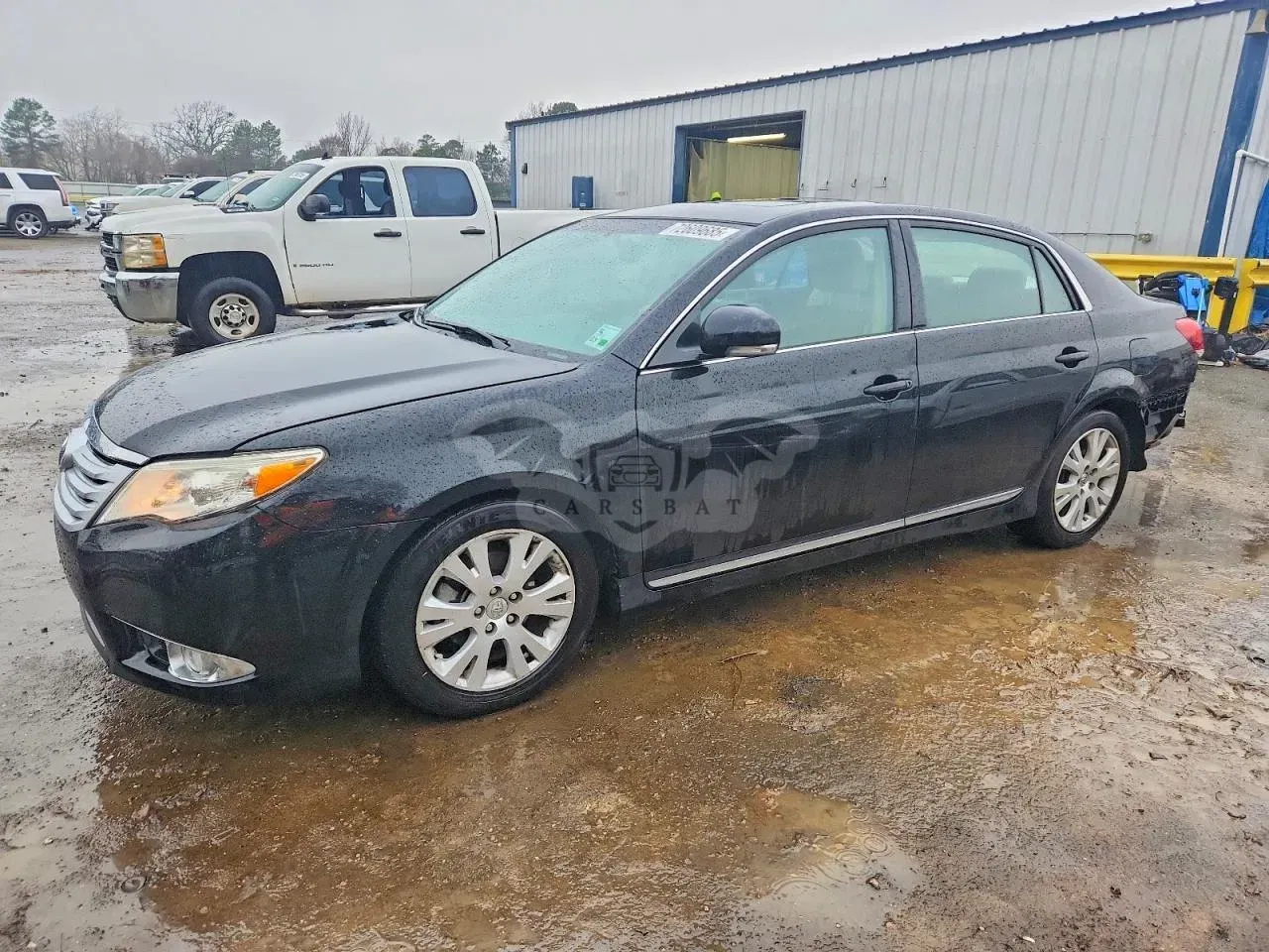 Toyota Avalon BASE 3.5L 6 2011