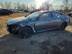 Nissan Altima S 2.5L 4 2023