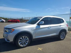 BMW X3 XDRIVE28I 2.0L 4 2013
