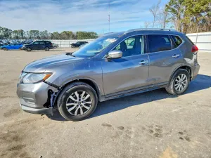 Nissan Rogue S 2.5L 4 2018