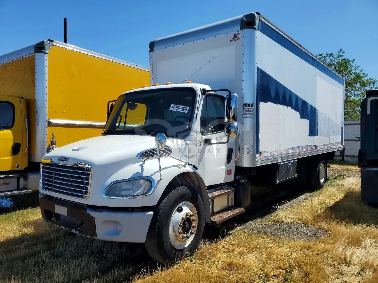 Freightliner Business Class M2 106 MEDIUM DUTY 6.7L 6 2014