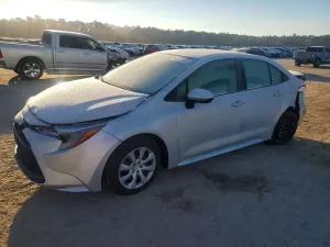 Toyota Corolla LE 2.0L 4 2025