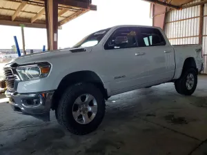 RAM 1500 BIG HORN/LONE STAR 5.7L 8 2021