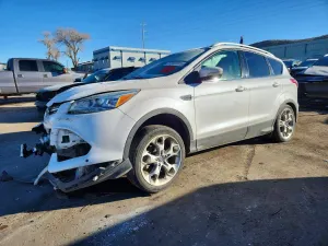Ford Escape TITANIUM 2.0L 4 2013