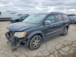 Chrysler Town & Country TOURING L 3.6L 6 2011
