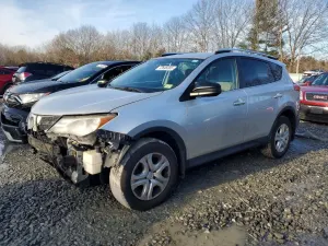 Toyota Rav4 LE 2.5L 4 2014