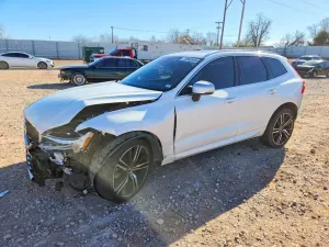 Volvo XC60 T5 R-DESIGN 2.0L 4 2019