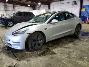 Tesla Model 3 2018