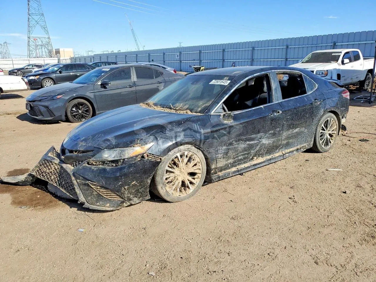 Toyota Camry SE 2.5L 4 2020