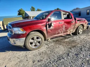 RAM 1500 SLT 5.7L 8 2017