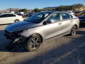 Kia Cerato / Forte / K3 LX 2.0L 4 2024