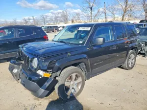 Jeep Patriot LATITUDE 2.4L 4 2016