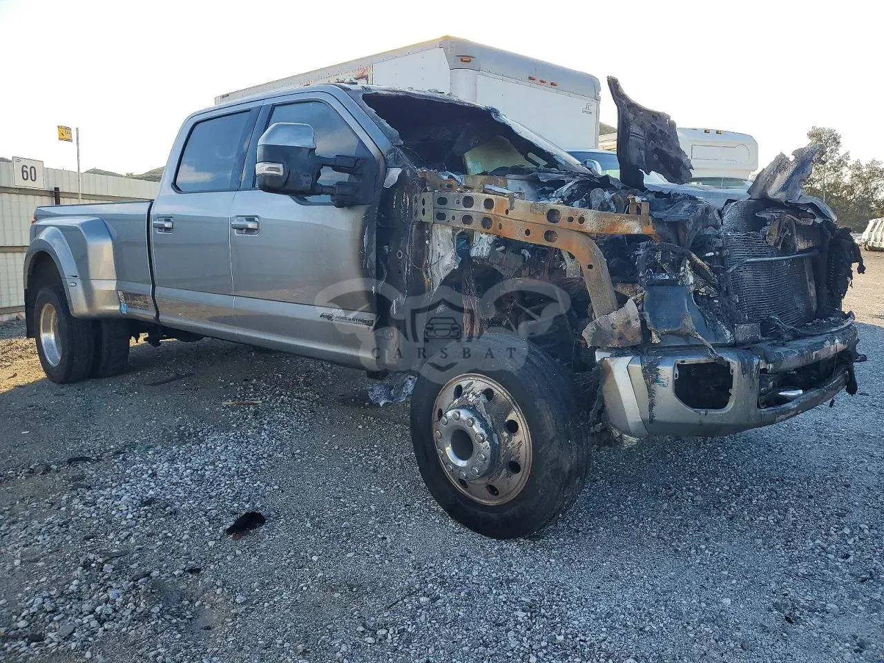 Ford F-450 6.7L 8 2022