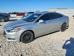 Ford Fusion SE 2.0L 4 2016