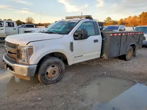 Ford F-350 SUPER DUTY 6.7L 8 2018