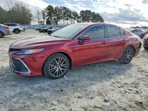 Toyota Camry XLE 2.5L 4 2022
