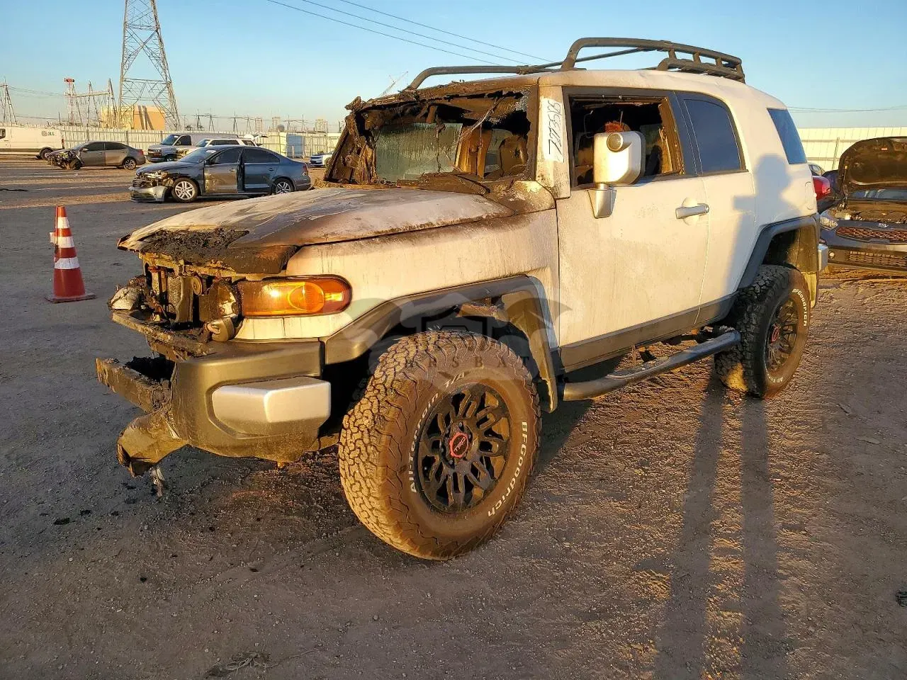 Toyota FJ Cruiser 4.0L 6 2013
