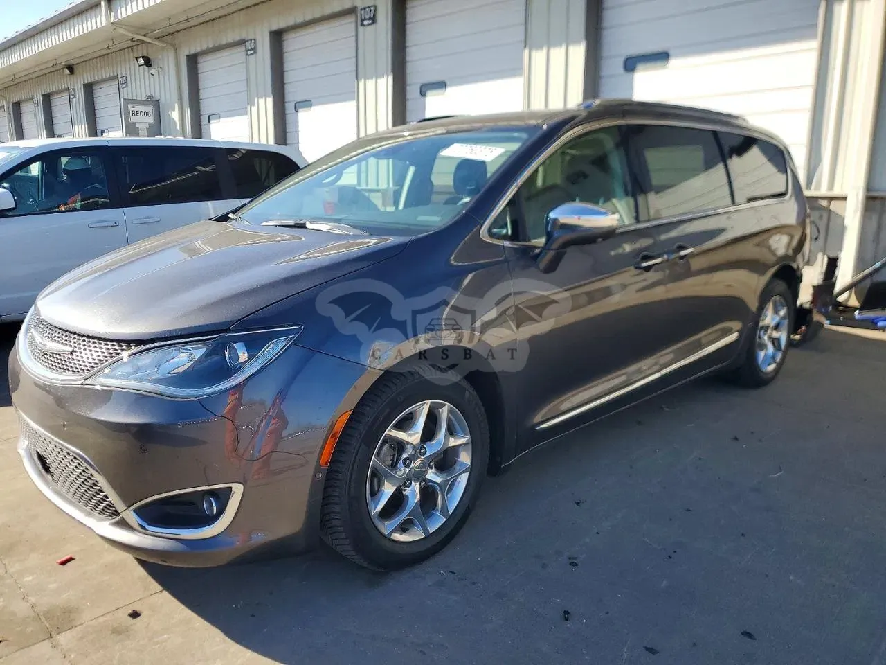 Chrysler Pacifica LIMITED 3.6L 6 2017