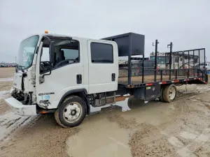 Isuzu NPR 6.6L 8 2024