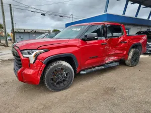 Toyota Tundra CREWMAX SR 3.4L 6 2022