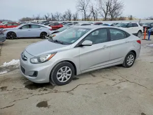 Hyundai Accent 1.6L 4 2013